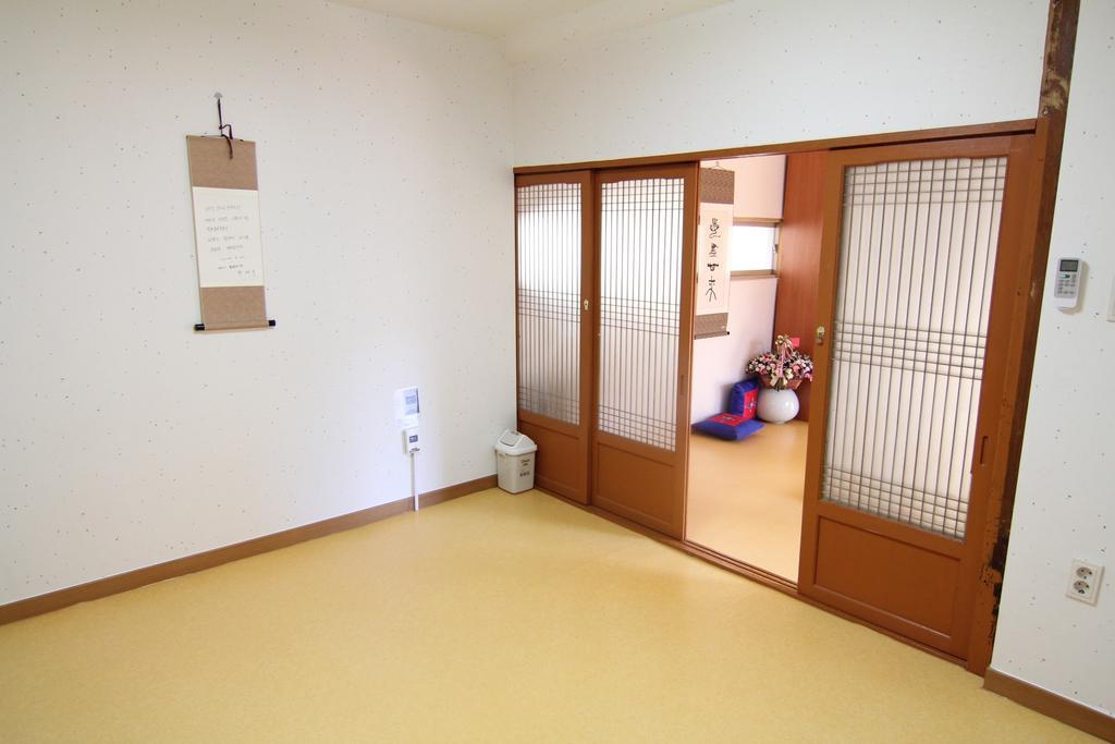 Empathy Hanok Guesthouse Daegu Exterior photo