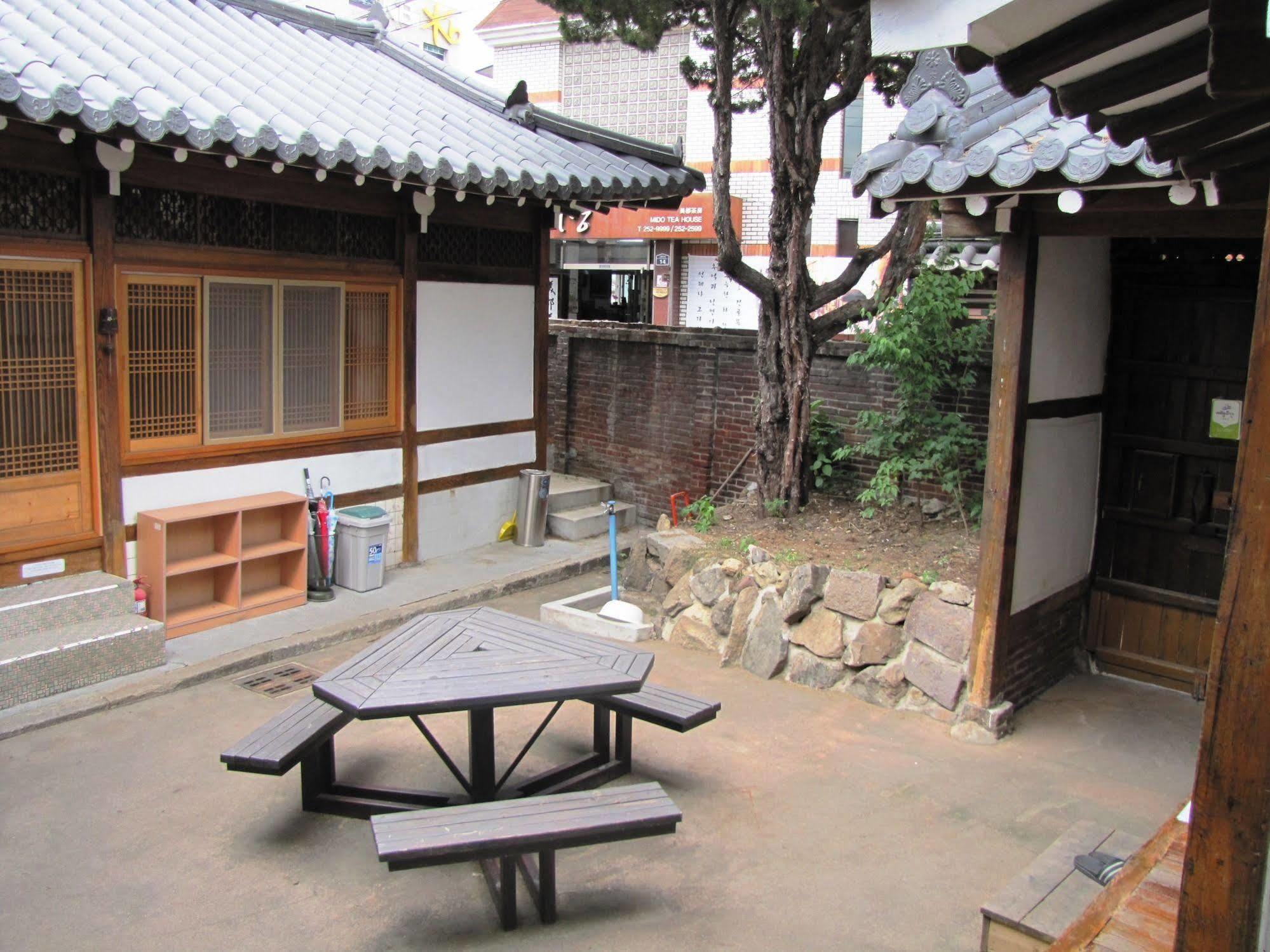 Empathy Hanok Guesthouse Daegu Exterior photo